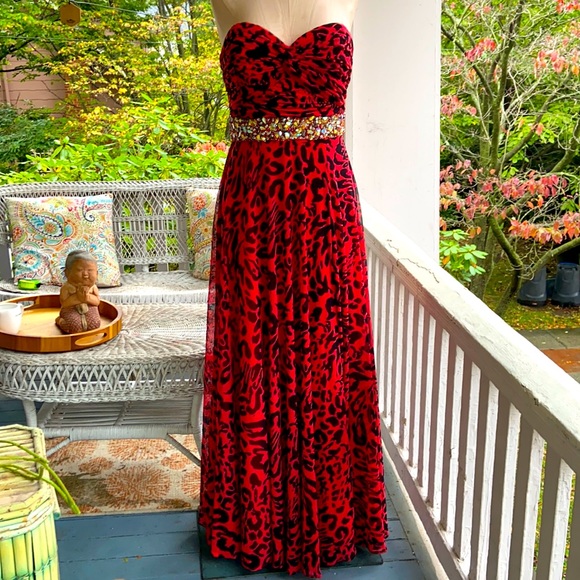 Jovan Red Leopard Jeweled Prom Gala Gown Floor Length 8 - Picture 3 of 12